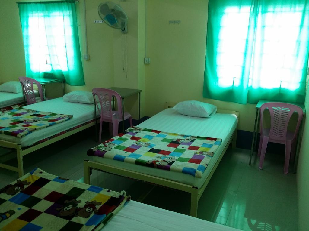 T Venus Hostel Yangon Phòng bức ảnh