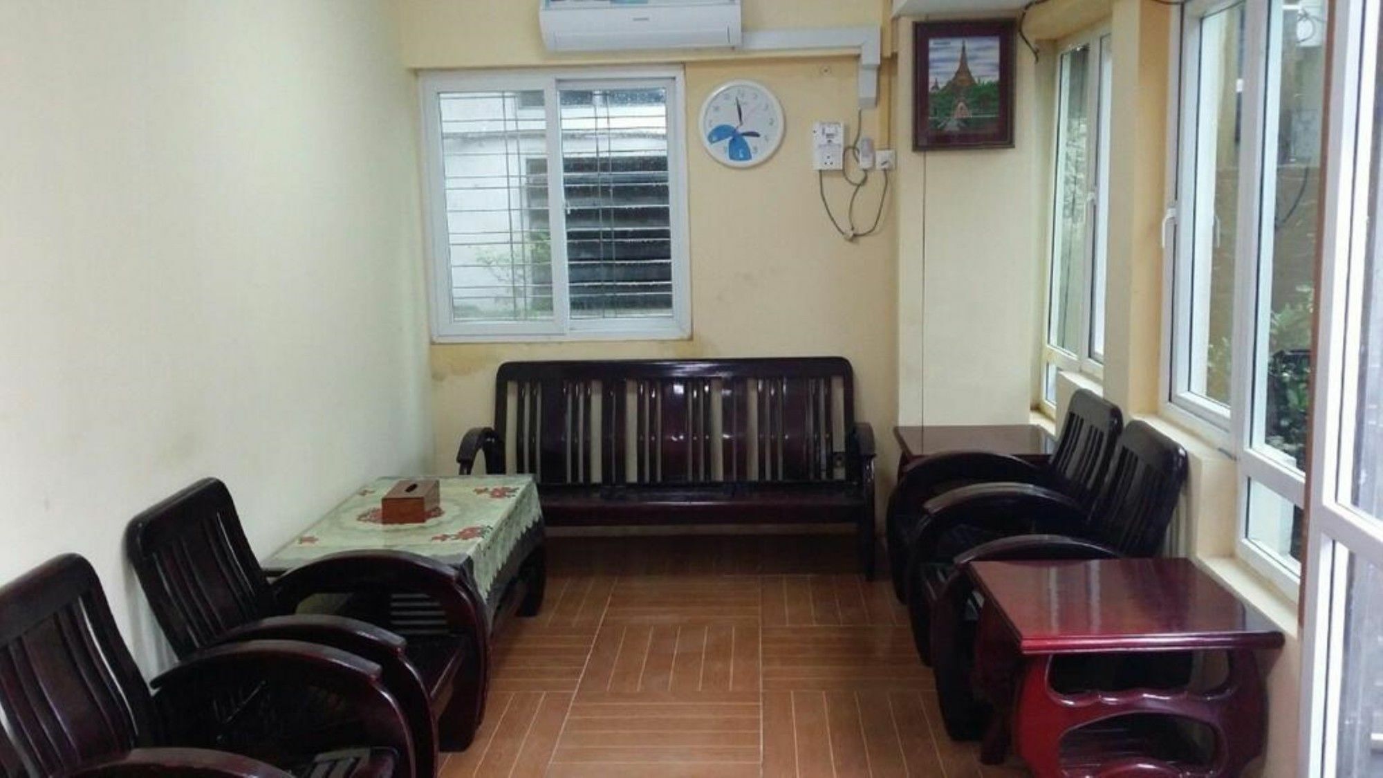 T Venus Hostel Yangon Ngoại thất bức ảnh